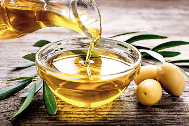 Маслиново уље, ротква, рен и мед чисте организам